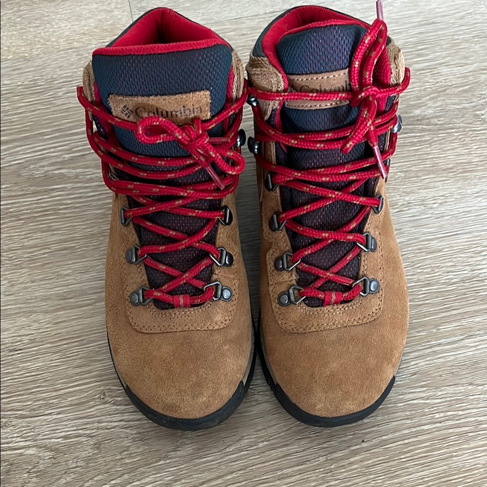 Columbia boots